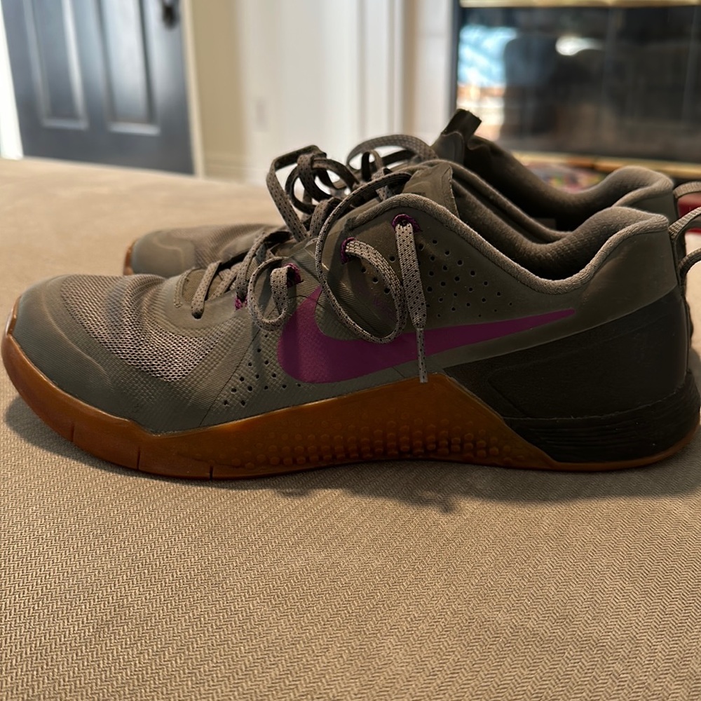 Men’s Nike Metcon 1 - size 10